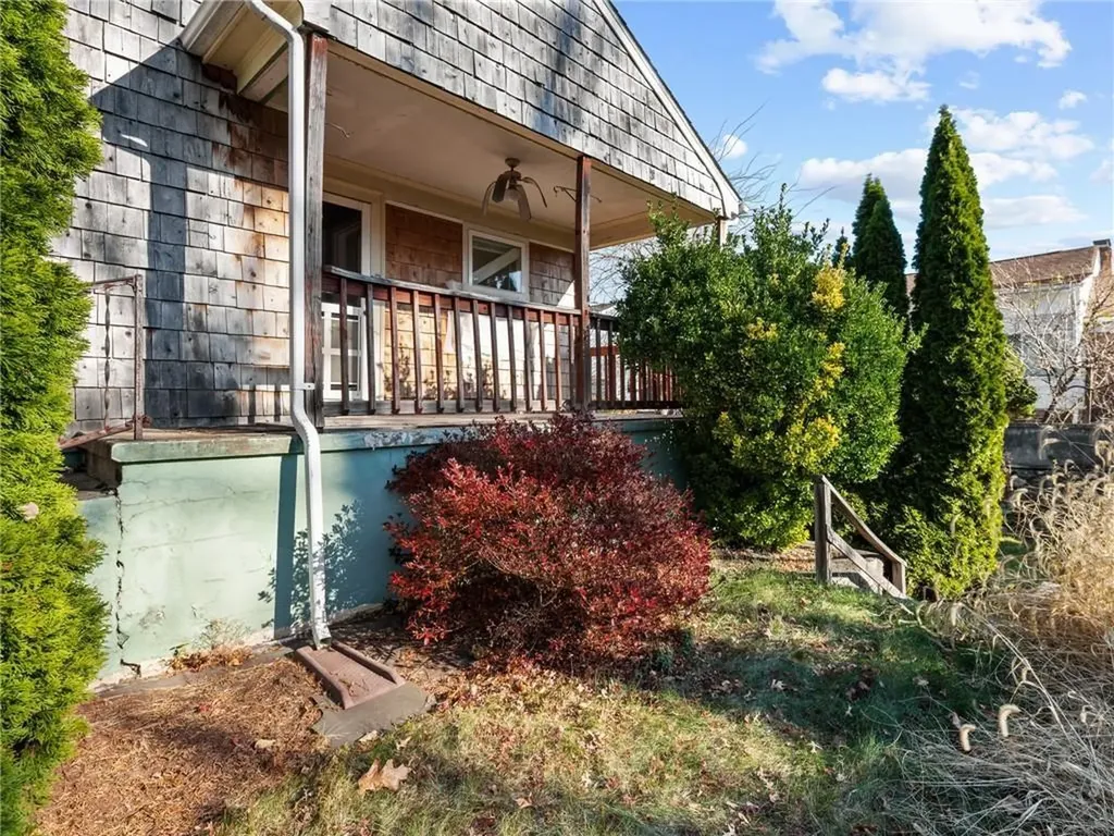 42 Belcourt Avenue North Providence RI 02911