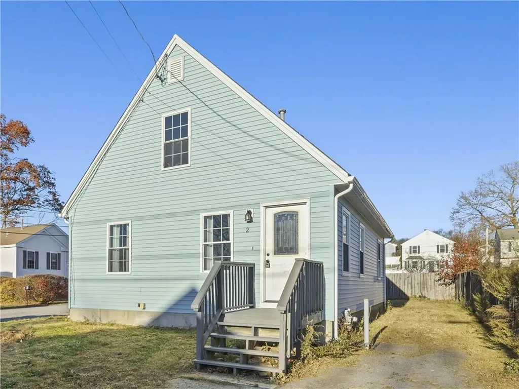 2 Plant Street Cumberland RI 02864