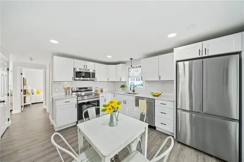 2 Plant Street Cumberland RI 02864