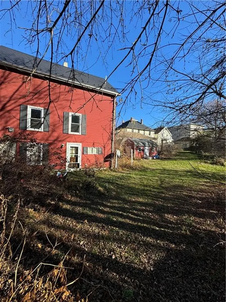 132 Chestnut Street Woonsocket RI 02895