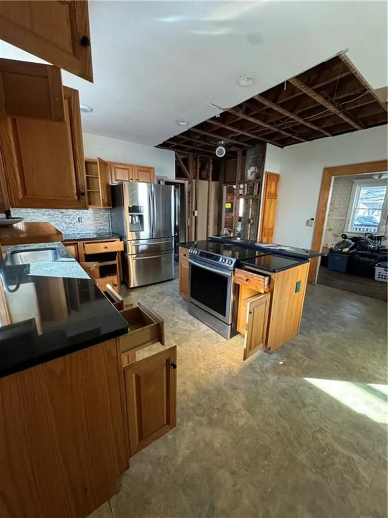 132 Chestnut Street Woonsocket RI 02895