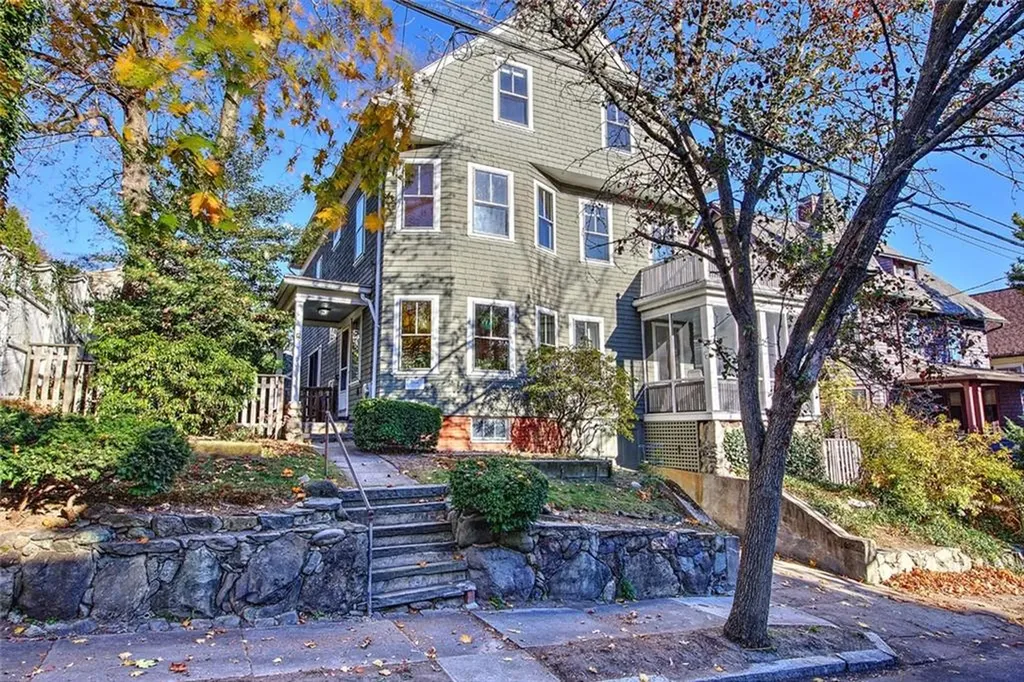 12 Everett Avenue Providence RI 02906