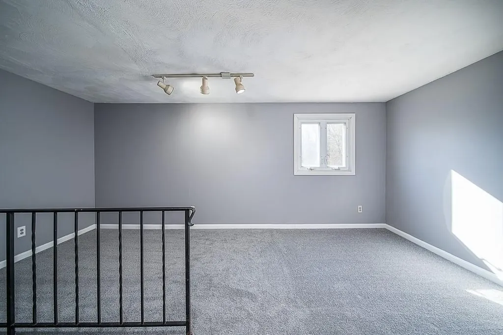 636 Franklin Road Coventry RI 02816