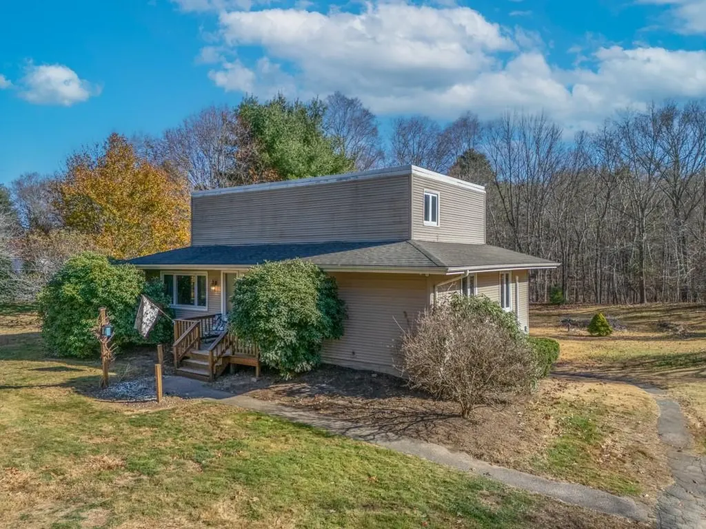 636 Franklin Road Coventry RI 02816