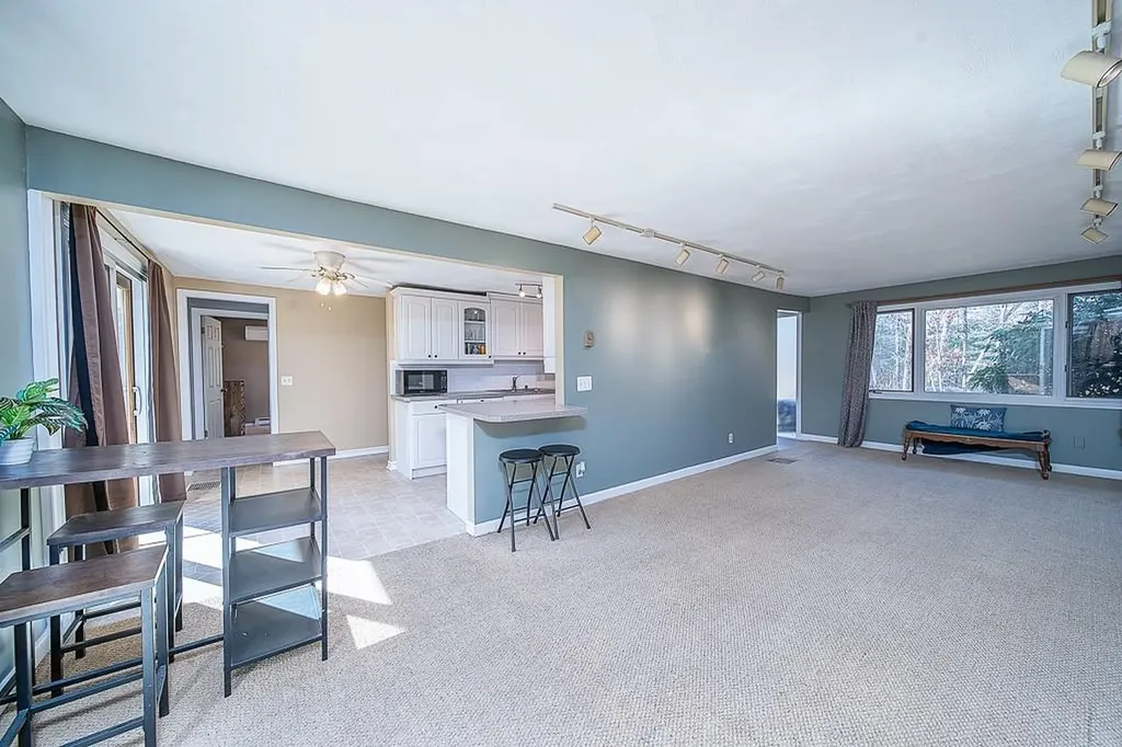 636 Franklin Road Coventry RI 02816