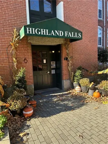 2 School Street Lincoln RI 02802