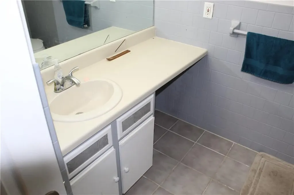 206 Arthurs Way Burrillville RI 02859