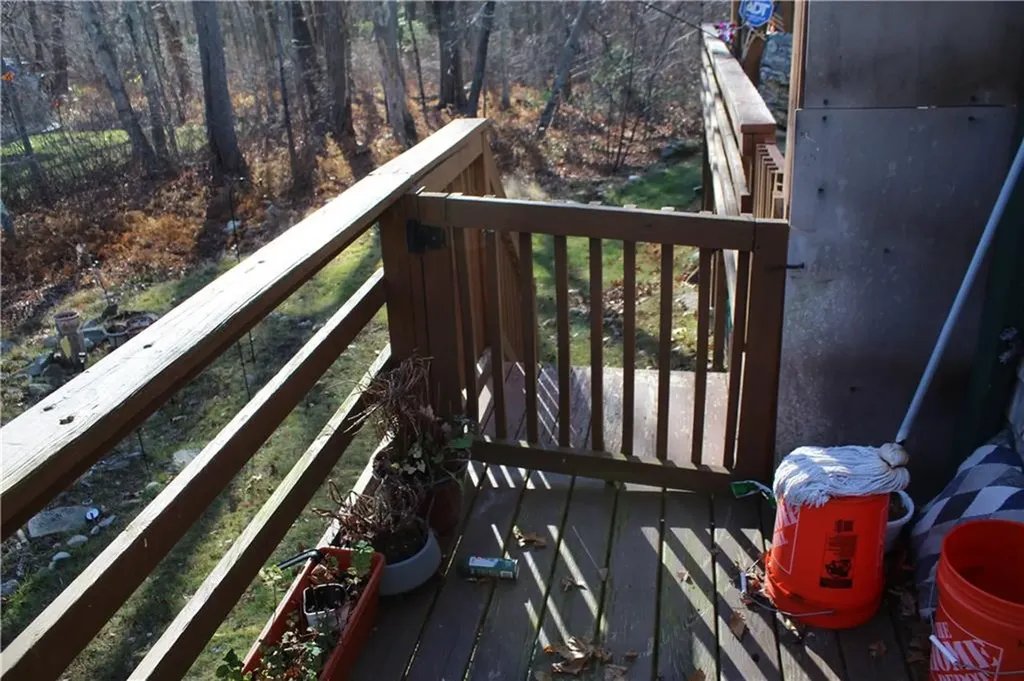 206 Arthurs Way Burrillville RI 02859