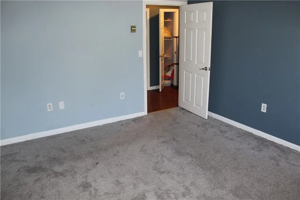 206 Arthurs Way Burrillville RI 02859