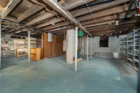 119 Holmes Road Warwick RI 02888