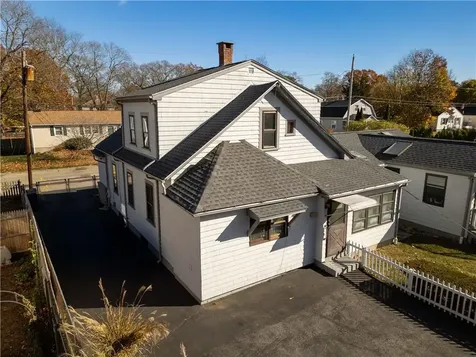 119 Holmes Road Warwick RI 02888