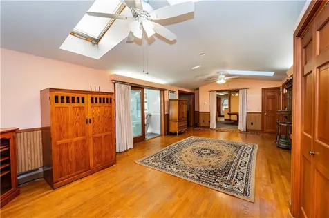 119 Holmes Road Warwick RI 02888