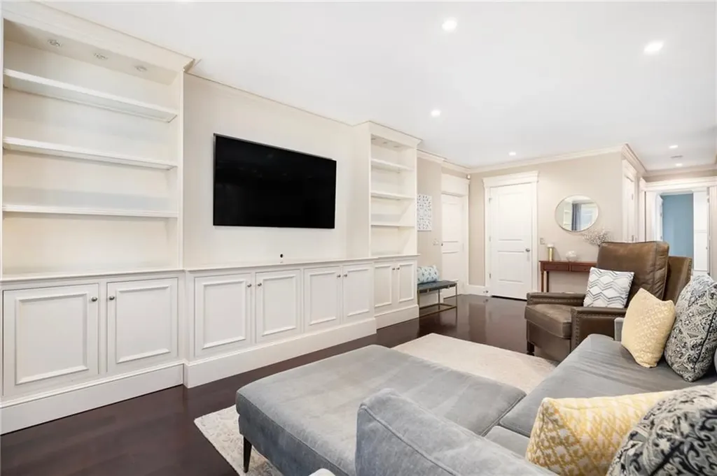 30 Blackstone Boulevard Providence RI 02906