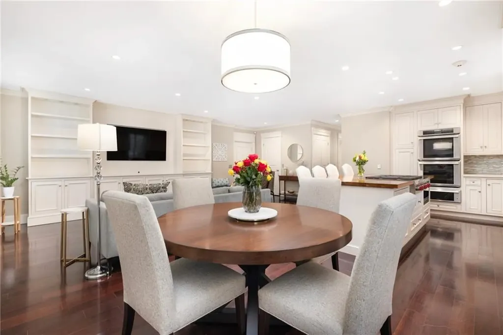 30 Blackstone Boulevard Providence RI 02906