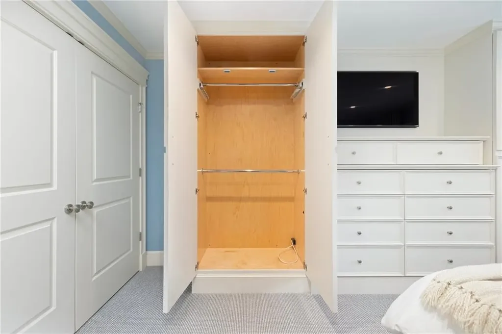 30 Blackstone Boulevard Providence RI 02906