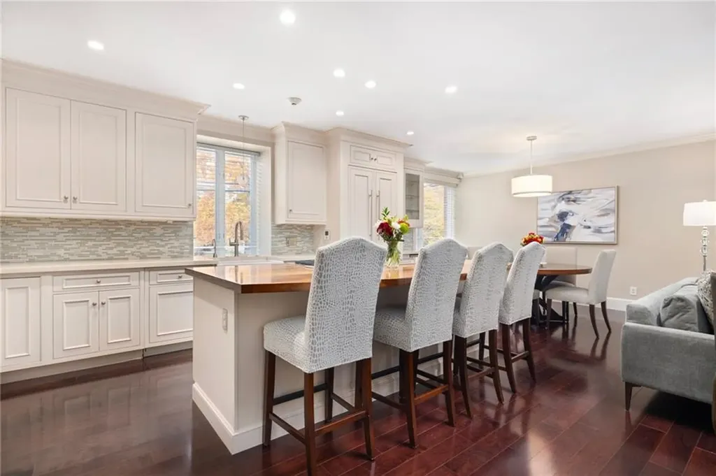 30 Blackstone Boulevard Providence RI 02906