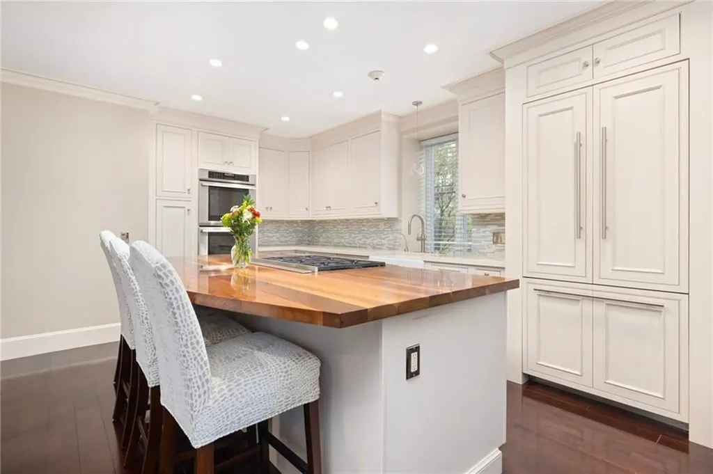 30 Blackstone Boulevard Providence RI 02906