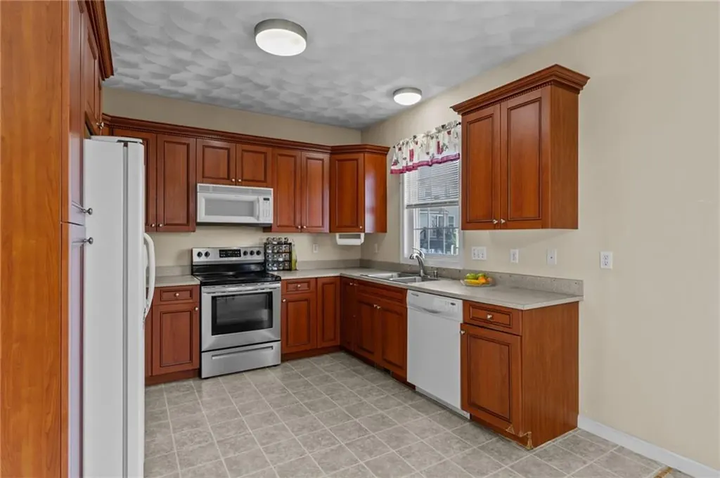 57 Sycamore Street Woonsocket RI 02895