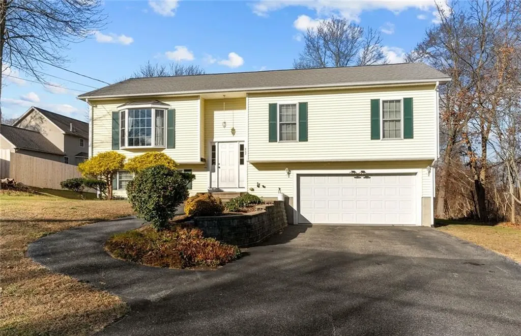 57 Sycamore Street Woonsocket RI 02895