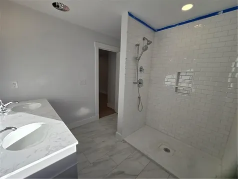 1452 Old Louisquisett Pike Lincoln RI 02865