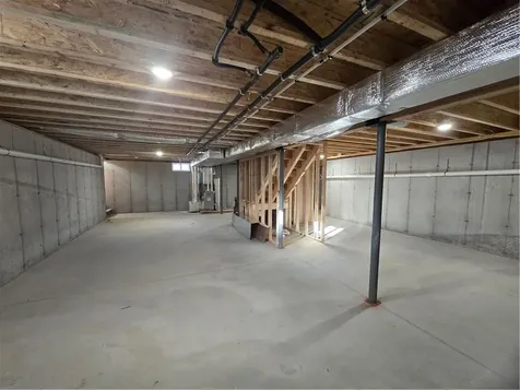 1452 Old Louisquisett Pike Lincoln RI 02865