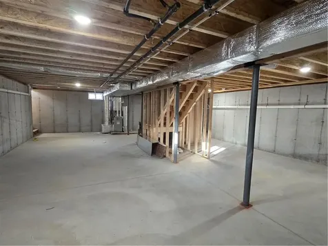 1452 Old Louisquisett Pike Lincoln RI 02865