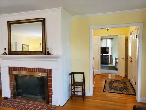 4 Key Court Newport RI 02840