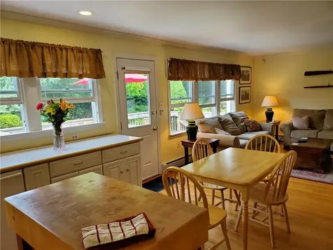 4 Key Court Newport RI 02840