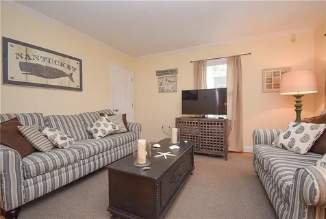 4 Key Court Newport RI 02840