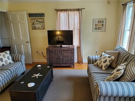 4 Key Court Newport RI 02840
