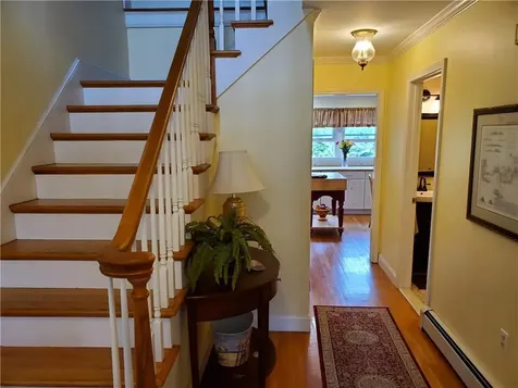 4 Key Court Newport RI 02840
