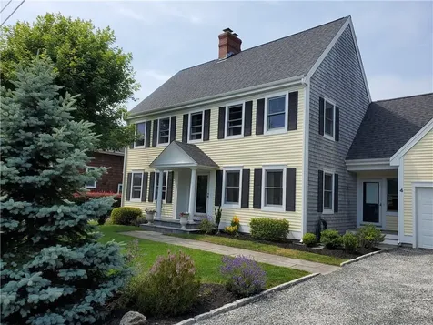 4 Key Court Newport RI 02840