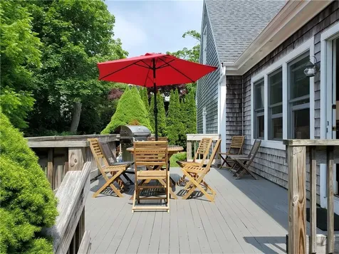 4 Key Court Newport RI 02840