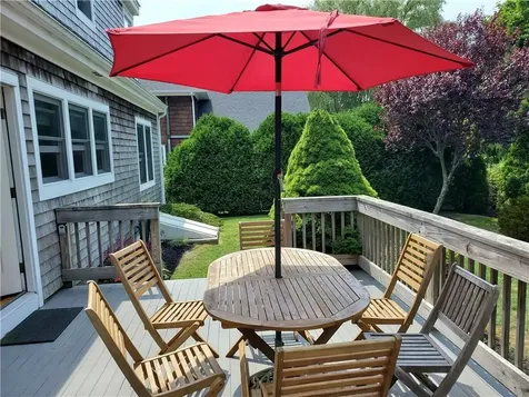 4 Key Court Newport RI 02840