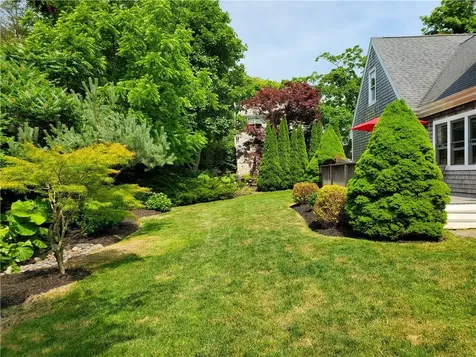 4 Key Court Newport RI 02840