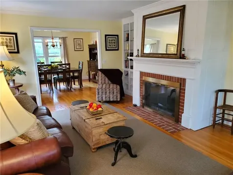 4 Key Court Newport RI 02840