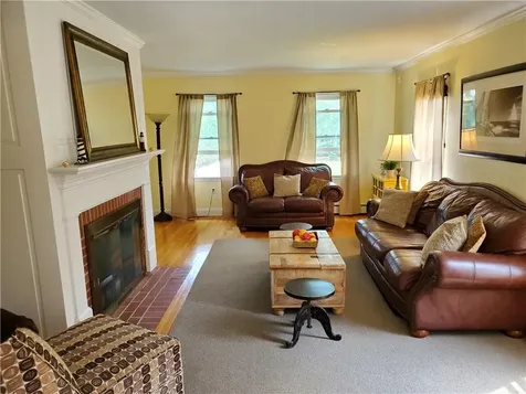 4 Key Court Newport RI 02840