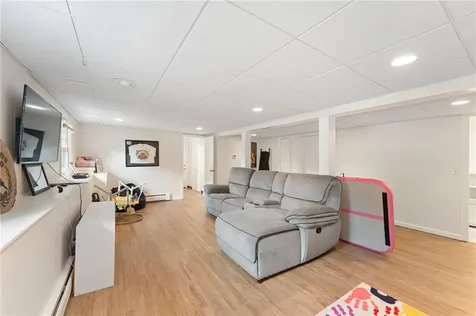 259 Lexington Avenue North Providence RI 02904