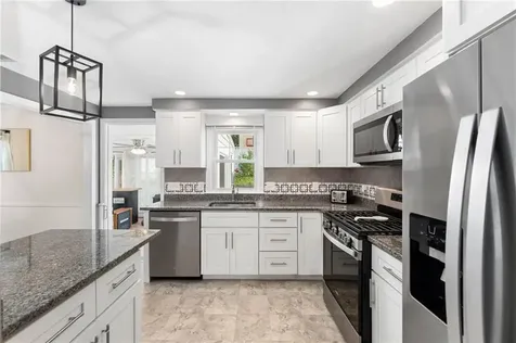 259 Lexington Avenue North Providence RI 02904