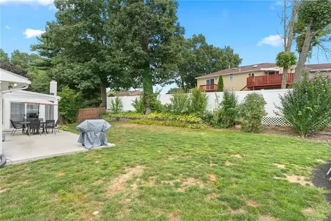 259 Lexington Avenue North Providence RI 02904