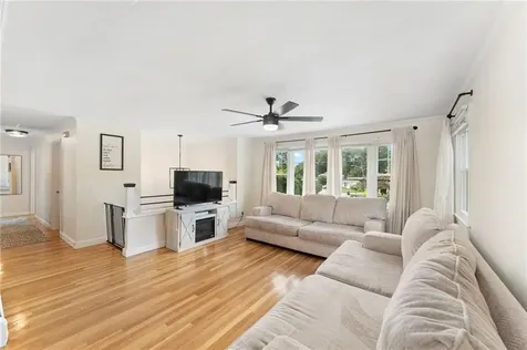 259 Lexington Avenue North Providence RI 02904