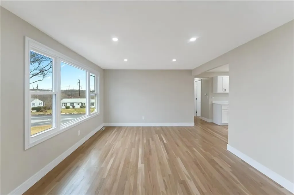 45 Greenbriar Road West Warwick RI 02893