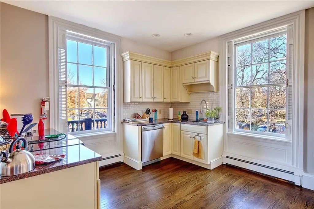 200 Hope Street Providence RI 02906