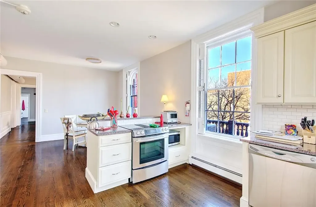 200 Hope Street Providence RI 02906