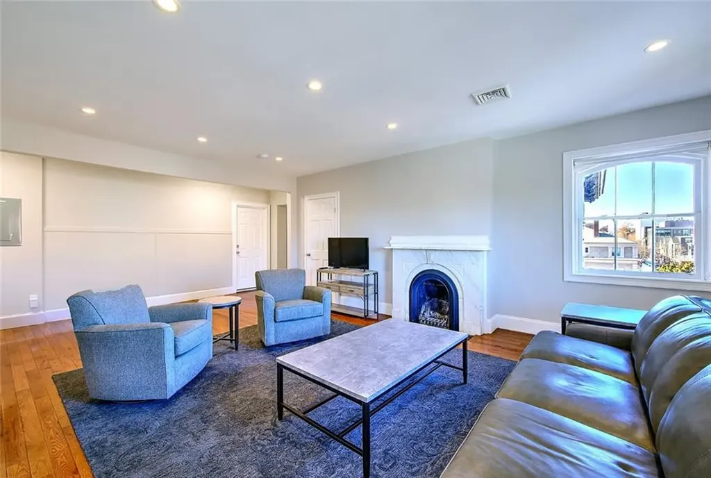 200 Hope Street Providence RI 02906