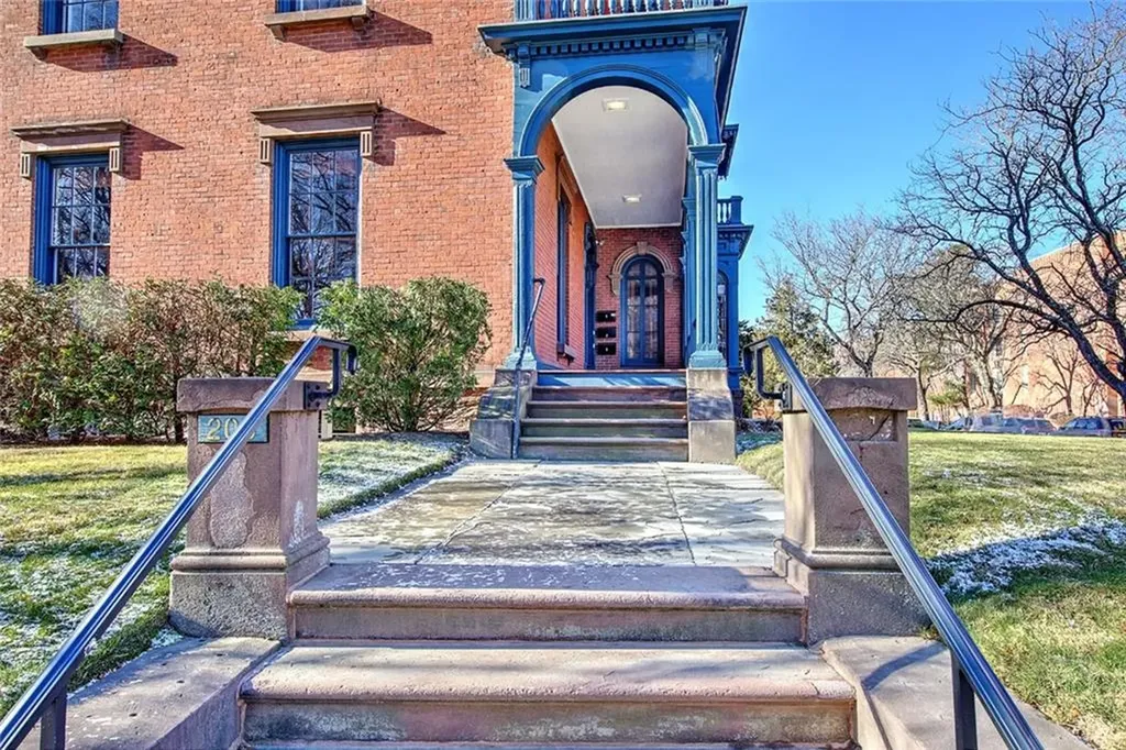 200 Hope Street Providence RI 02906