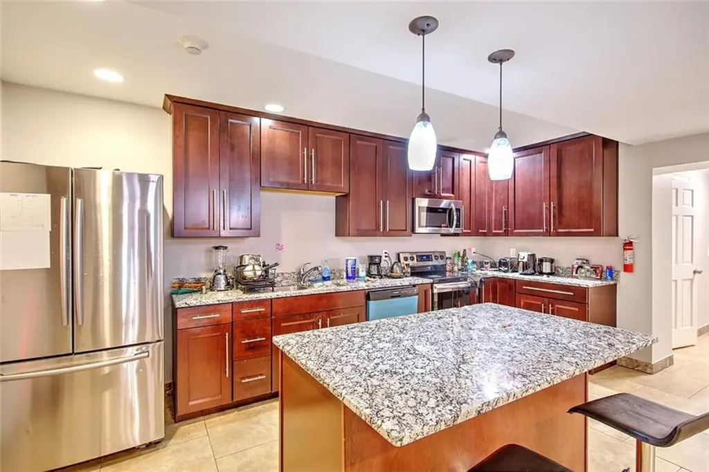 200 Hope Street Providence RI 02906