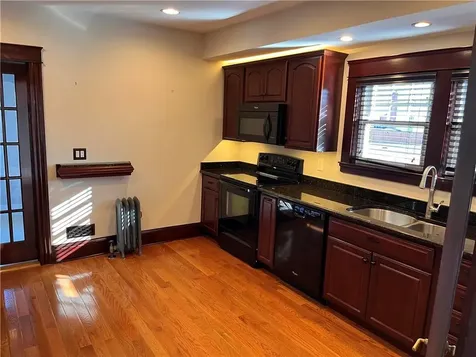 1009 Smithfield Avenue Lincoln RI 02865