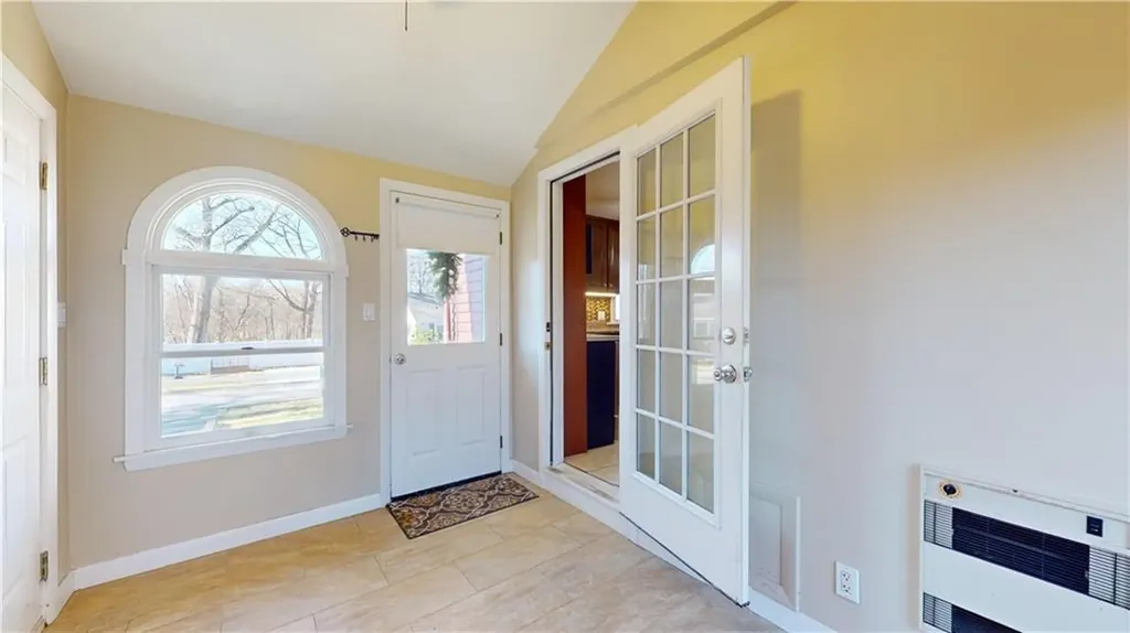 77 Iroquois Road Cumberland RI 02864
