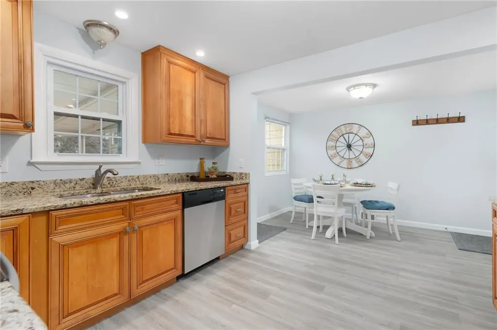 14 Kearsarge Drive Cranston RI 02920